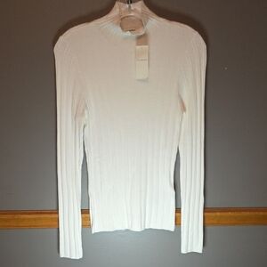 Abercrombie & Fitch White Turtleneck Longsleeve